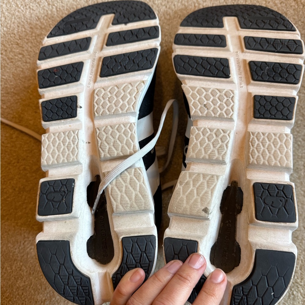 On Running Men's Athletic Shoes in White and Black - Picture 3 of 3